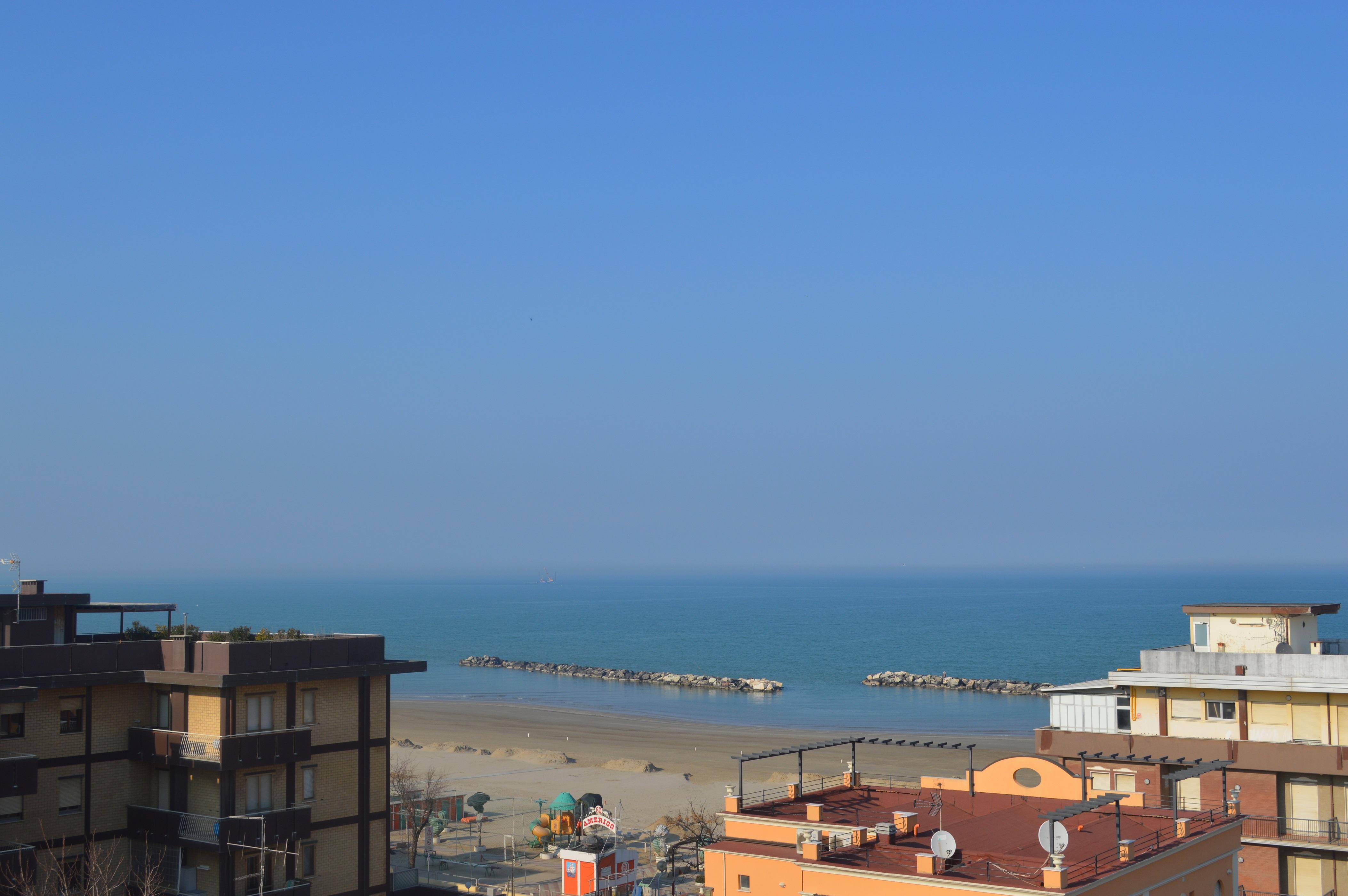 Hotel Orizzonti Римини Екстериор снимка