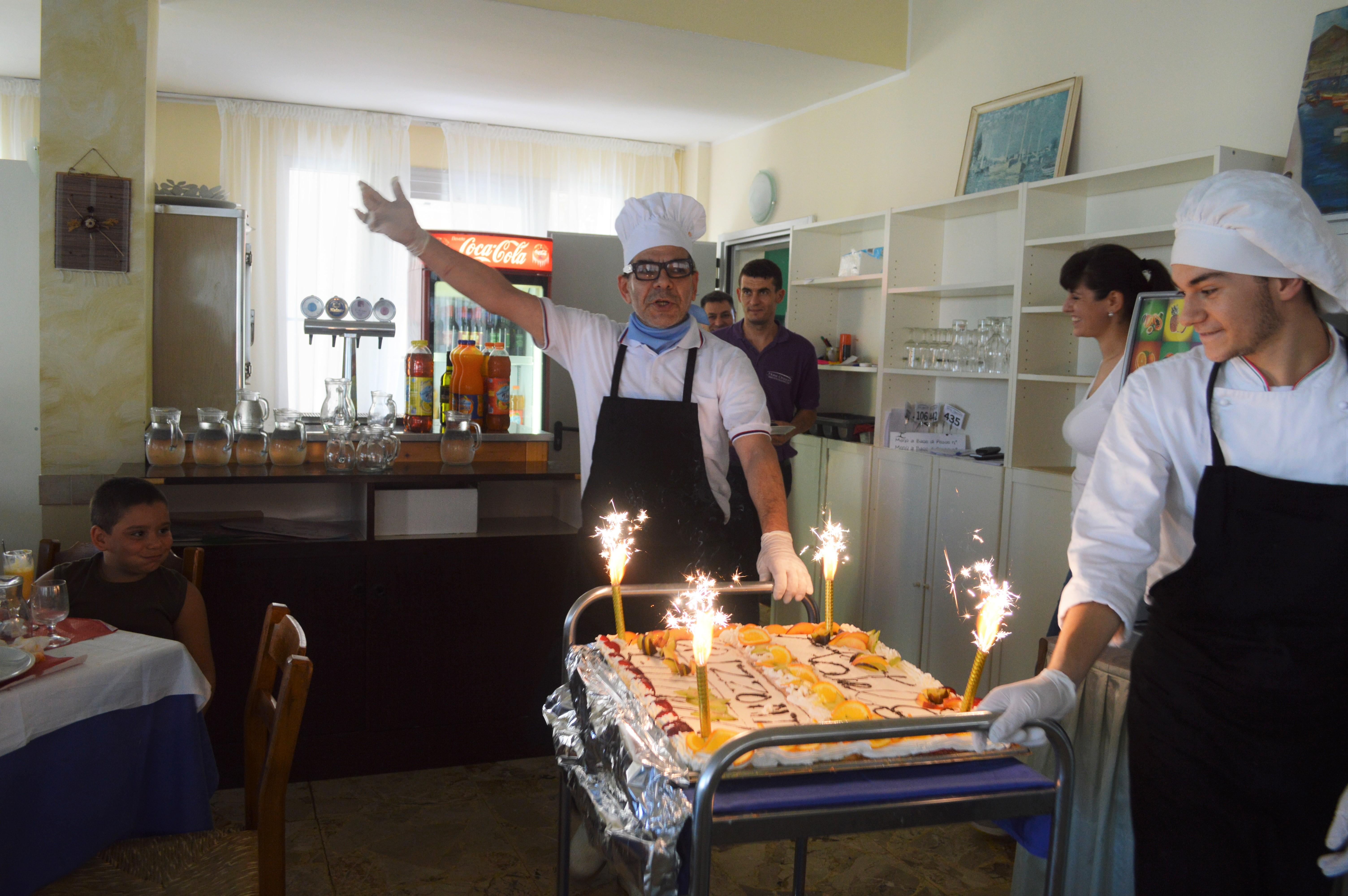 Hotel Orizzonti Римини Екстериор снимка