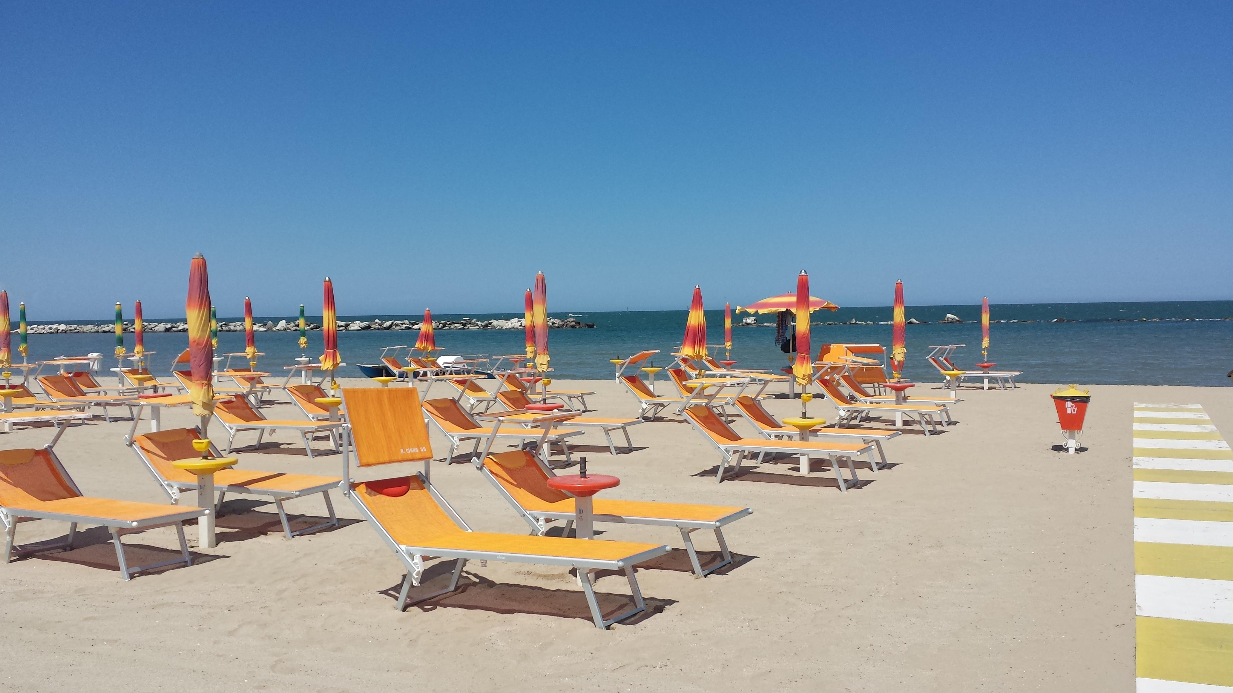Hotel Orizzonti Римини Екстериор снимка