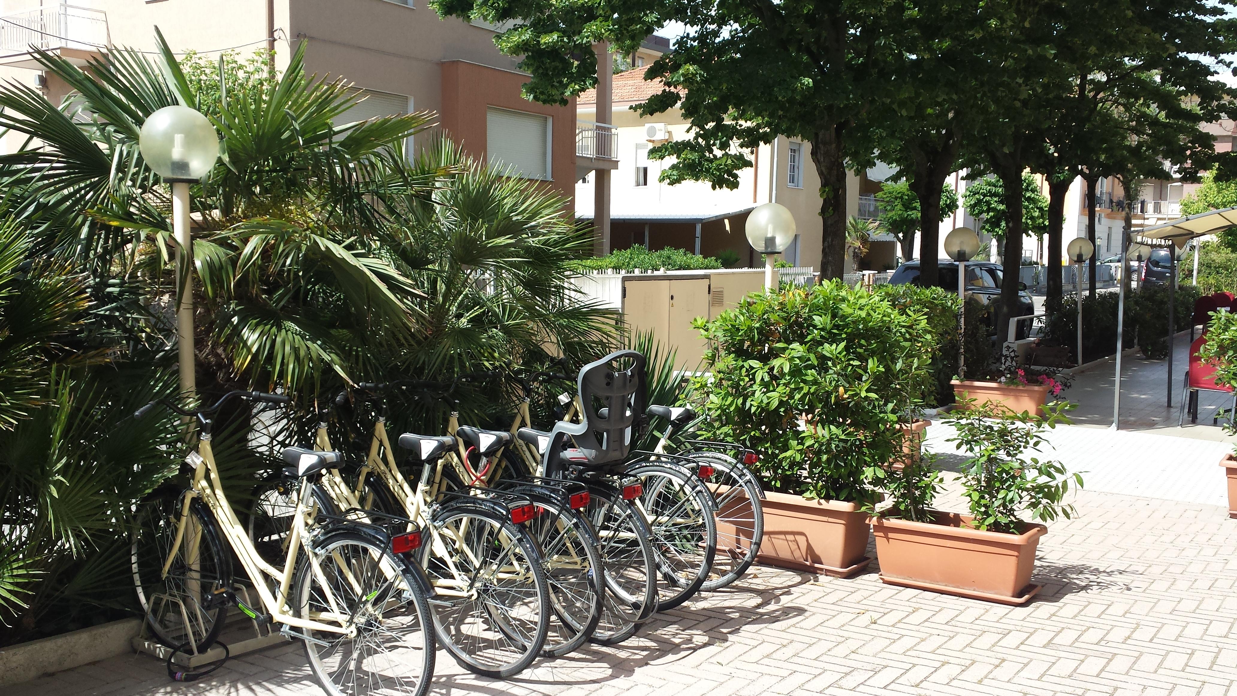 Hotel Orizzonti Римини Екстериор снимка